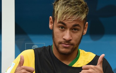 幻影体育热评-ACL撕裂后他还能重回巅峰吗